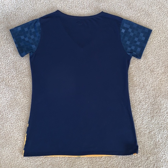 Navy V-neck T-shirt, Size Large, Blue and Yellow - Picture 6 of 7